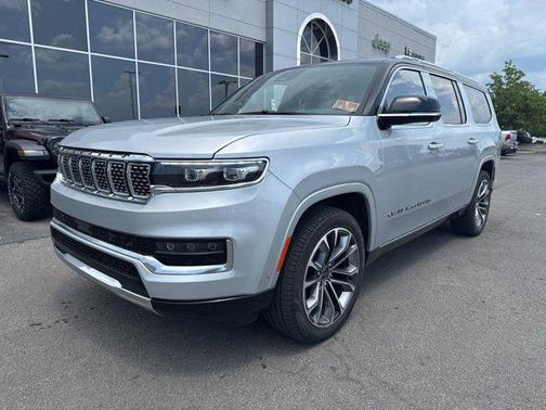 2023 Jeep Grand Wagoneer L Series III 4x4