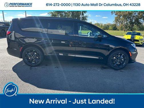 2026 Chrysler Pacifica L