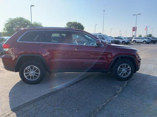 2019 Jeep Grand Cherokee Laredo