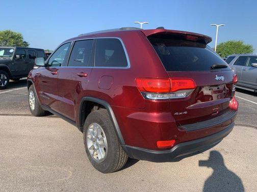 2019 Jeep Grand Cherokee Laredo