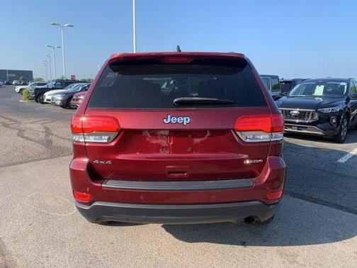 2019 Jeep Grand Cherokee Laredo