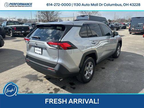 2024 Toyota RAV4 XLE