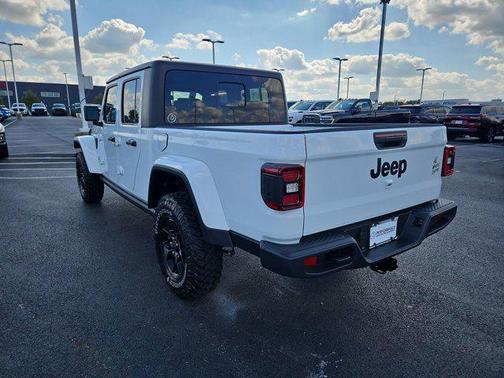 2025 Jeep Gladiator Willys