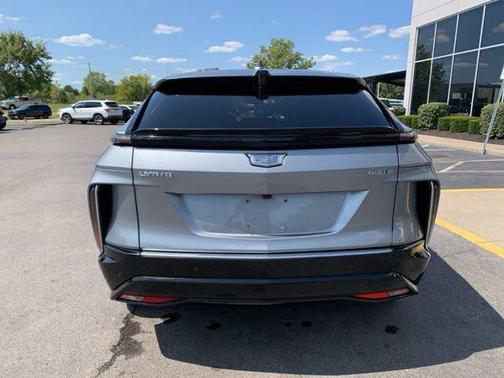 2024 Cadillac LYRIQ Tech