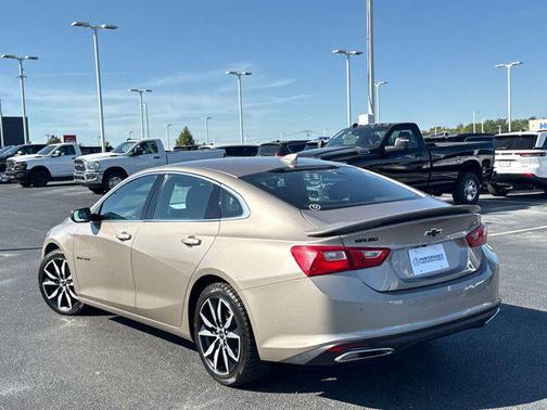 2022 Chevrolet Malibu FWD RS