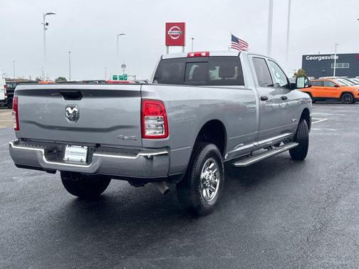 2022 RAM 2500 Tradesman Crew Cab 4x4 8' Box