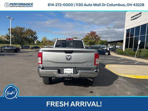 2022 RAM 2500 Tradesman Crew Cab 4x4 8' Box