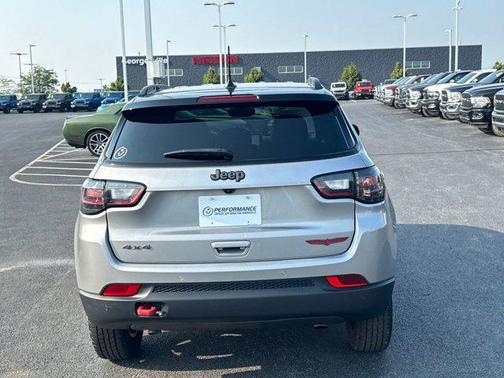 2024 Jeep Compass Trailhawk