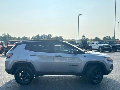 2024 Jeep Compass Trailhawk
