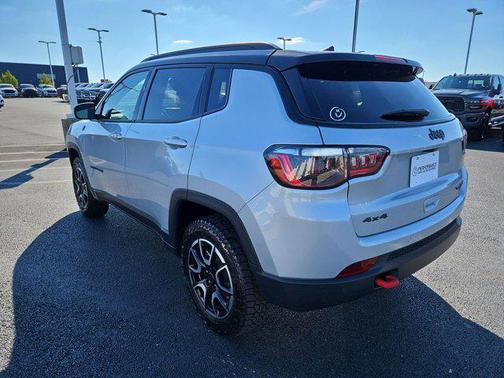 2026 Jeep Compass Trailhawk