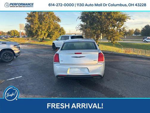 2023 Chrysler 300 Touring