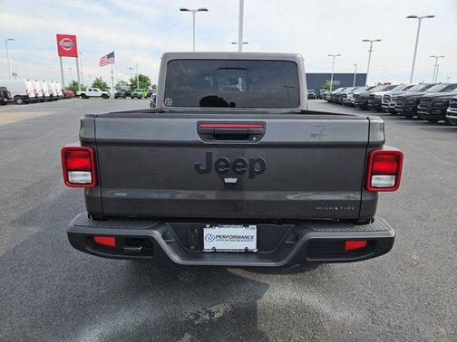 2025 Jeep Gladiator High Tide