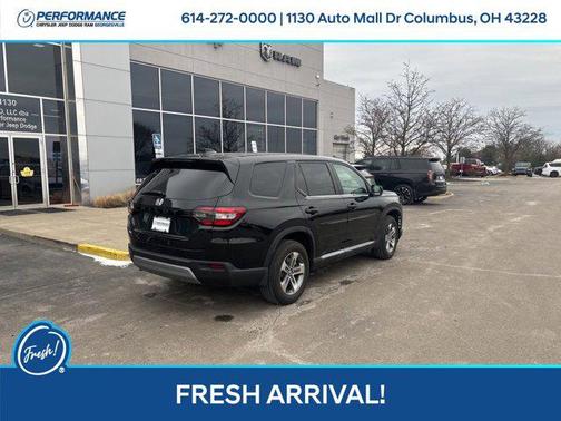 2023 Honda Pilot AWD EX-L 7 Passenger