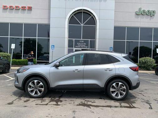 2024 Ford Escape Platinum