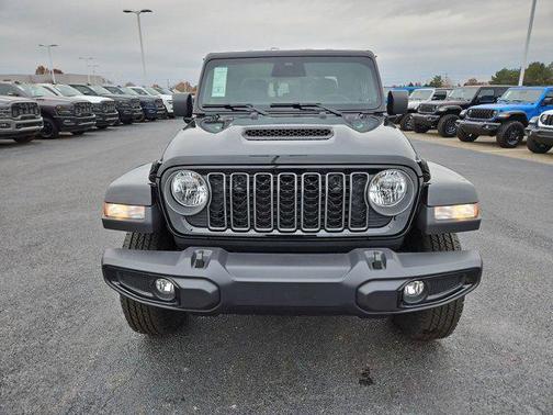 2026 Jeep Gladiator Sport S