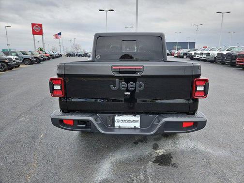 2026 Jeep Gladiator Sport S