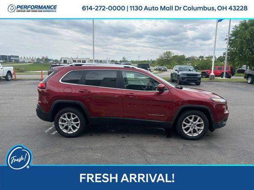 Deep Cherry Red Crystal Pearlcoat 2015 Jeep Cherokee Latitude
