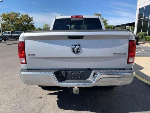 2018 RAM 1500 SLT