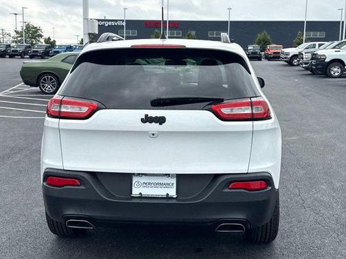 2018 Jeep Cherokee Sport