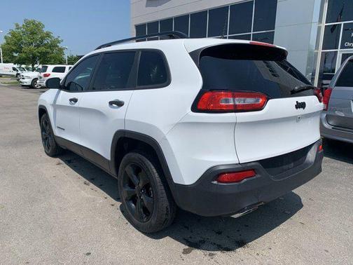 2018 Jeep Cherokee Sport