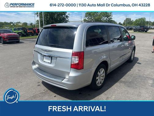 Bright Silver Metallic Clearcoat 2012 Chrysler Town & Country Touring