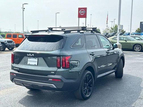2023 Kia Sorento S