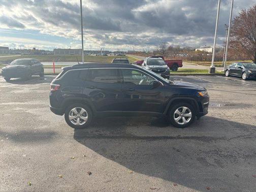 2017 Jeep New Compass Latitude