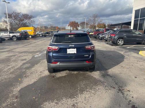 2017 Jeep New Compass Latitude