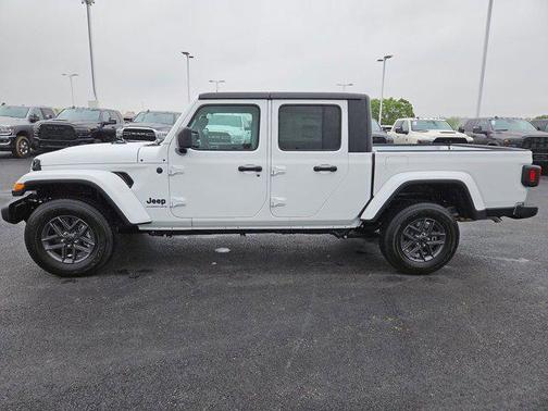 2025 Jeep Gladiator Sport S