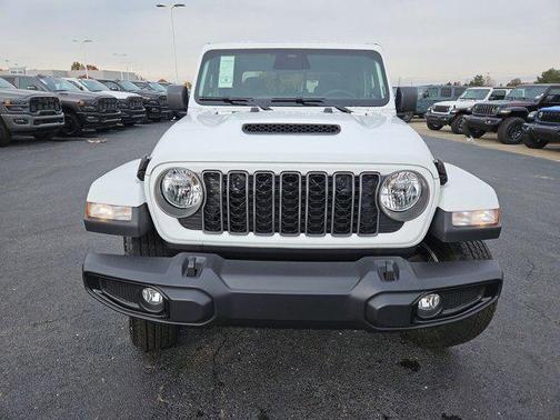 2026 Jeep Gladiator Sport S