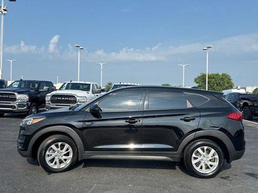 2020 Hyundai TUCSON SE