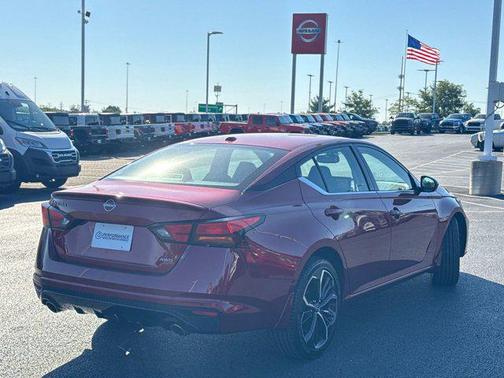 2023 Nissan Altima SR Intelligent AWD