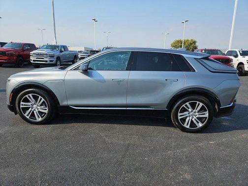 2024 Cadillac LYRIQ Tech