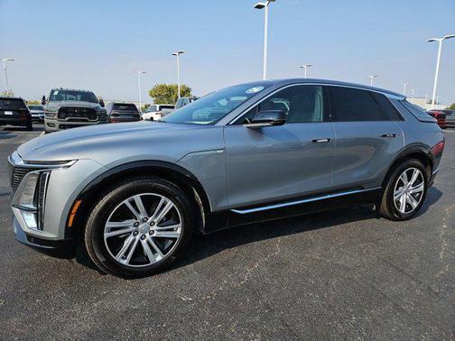 2024 Cadillac LYRIQ Tech