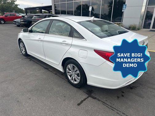 2011 Hyundai SONATA GLS