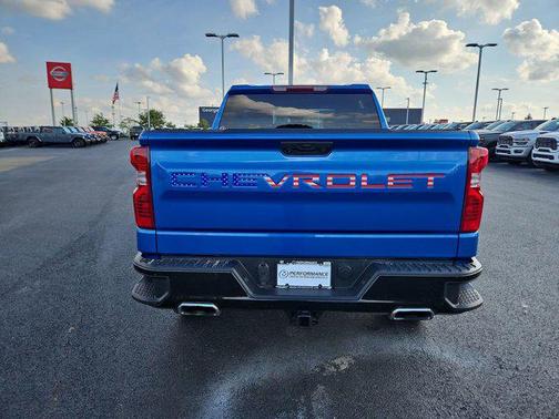 2022 Chevrolet Silverado 1500 Custom Trail Boss