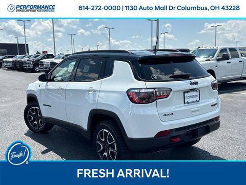 2025 Jeep Compass Trailhawk