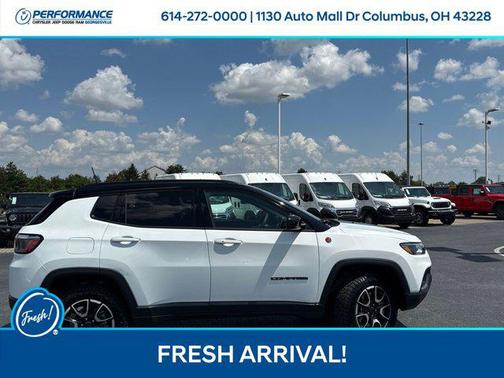 2025 Jeep Compass Trailhawk