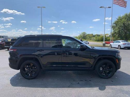 2023 Jeep Grand Cherokee Limited X