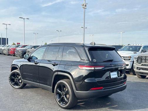 2023 Jeep Grand Cherokee Limited X