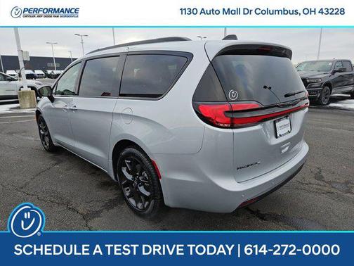 2026 Chrysler Pacifica L