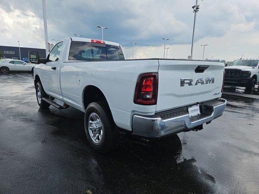 2025 RAM 2500 Tradesman Regular Cab 4x4 8' Box