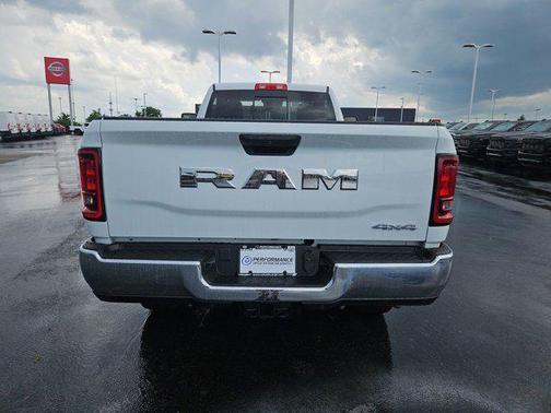 2025 RAM 2500 Tradesman Regular Cab 4x4 8' Box