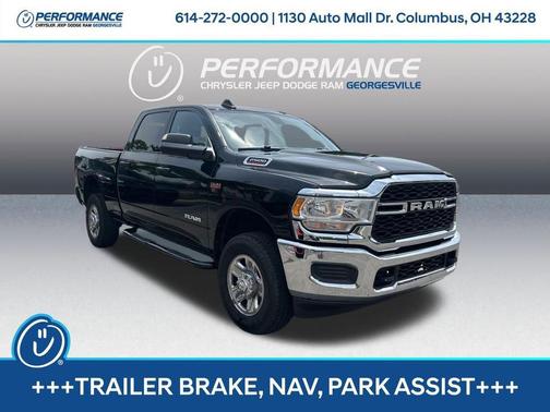 Diamond Black Crystal Pearlcoat 2021 RAM 2500 Tradesman Crew Cab 4x4 6'4' Box