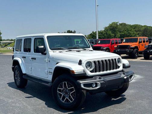 2024 Jeep Wrangler 4-Door Sahara