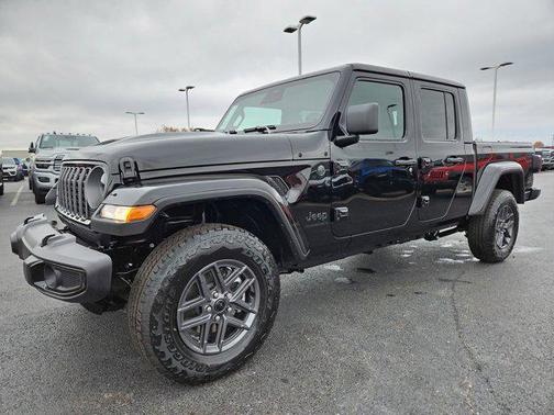 2026 Jeep Gladiator Sport S