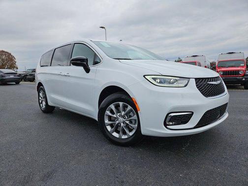 2026 Chrysler Pacifica L