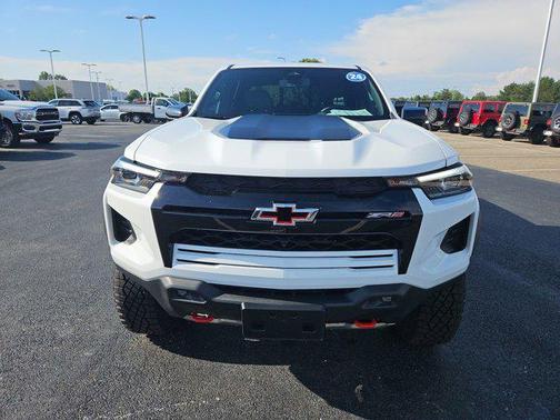 2024 Chevrolet Colorado ZR2