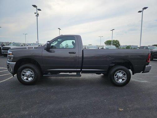 2025 RAM 2500 Tradesman Regular Cab 4x4 8' Box