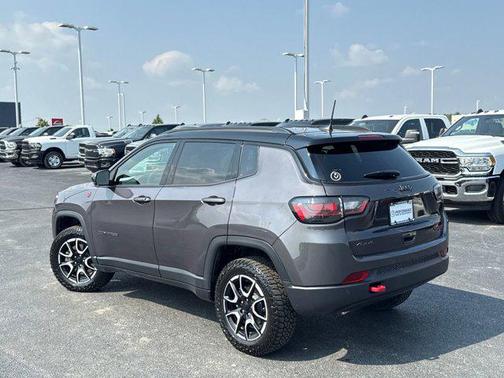 2024 Jeep Compass Trailhawk